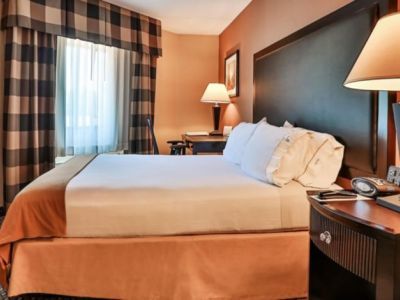 Hotel Express Boston - By Ihg Saugus