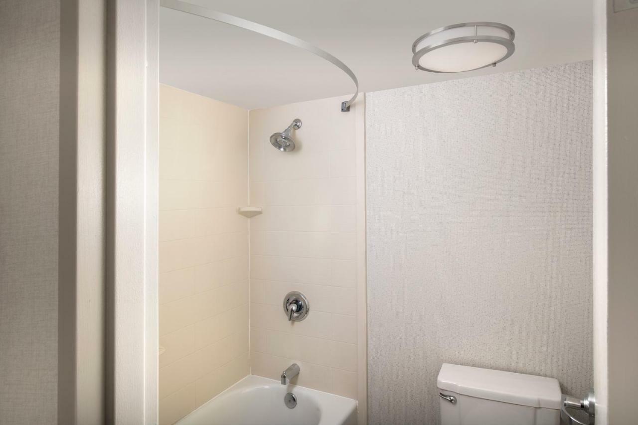 Express Boston - By Ihg Hotel