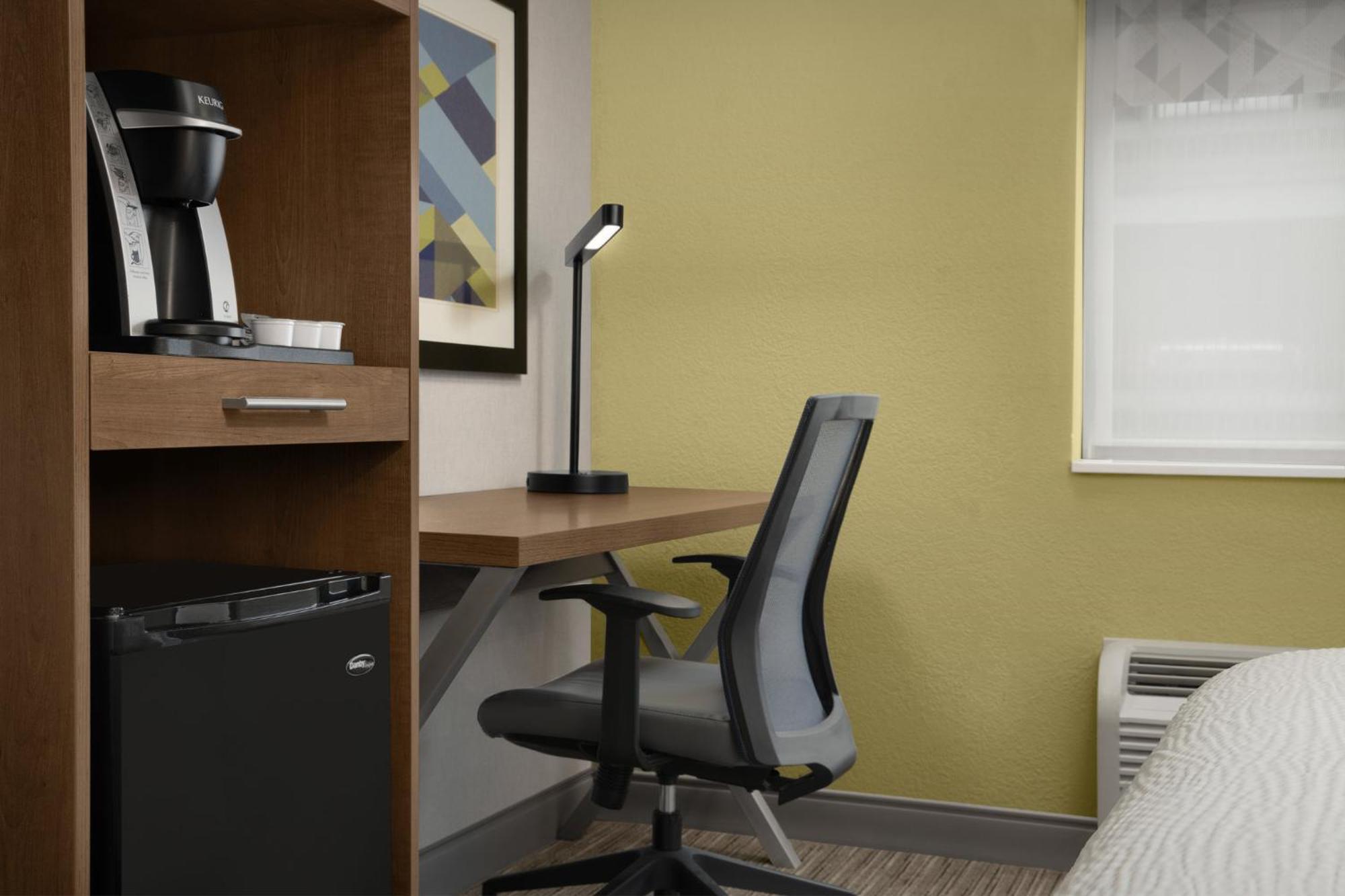 Express Boston - By Ihg Hotel 3*