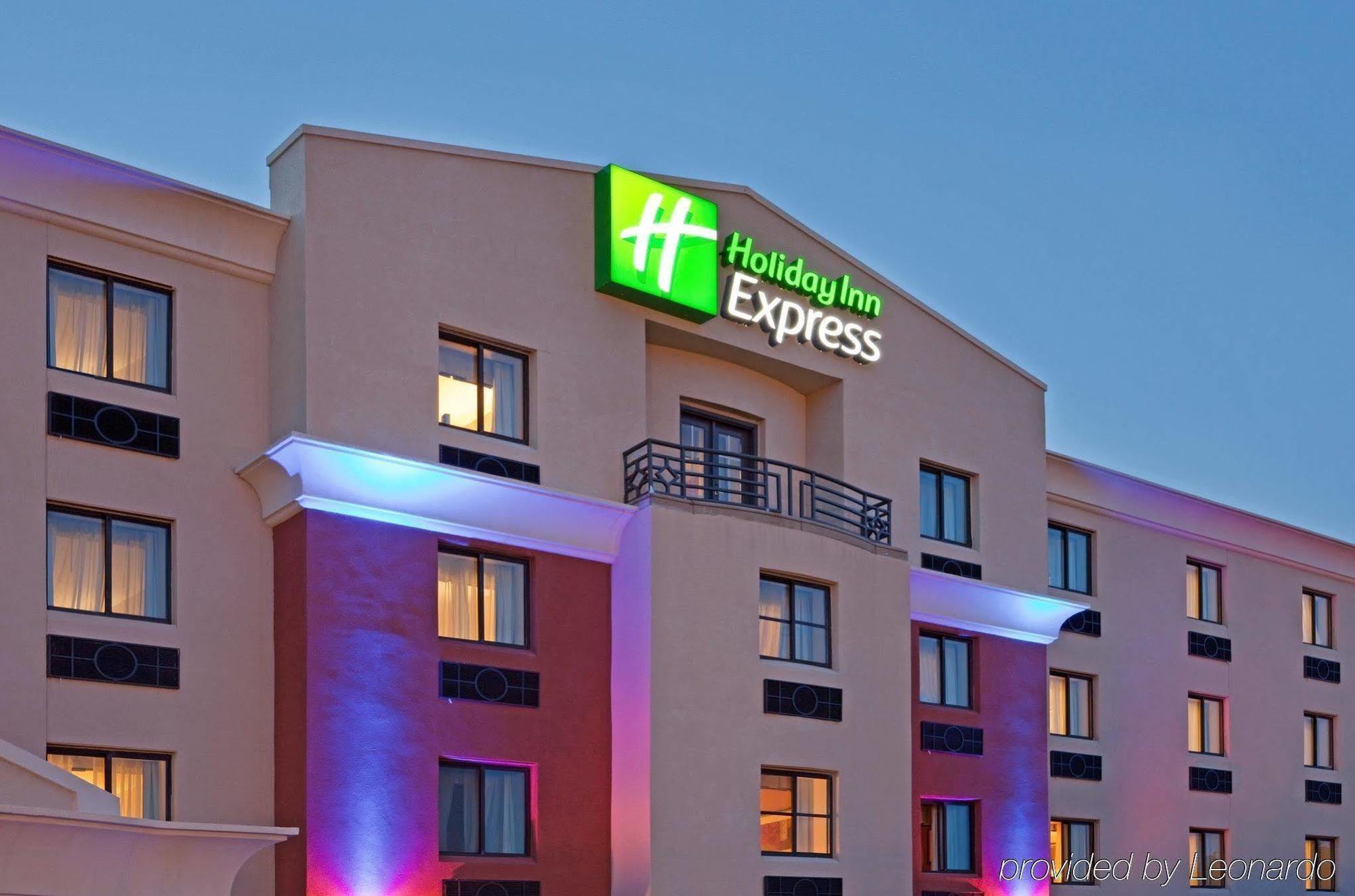 Hotel Express Boston - By Ihg
