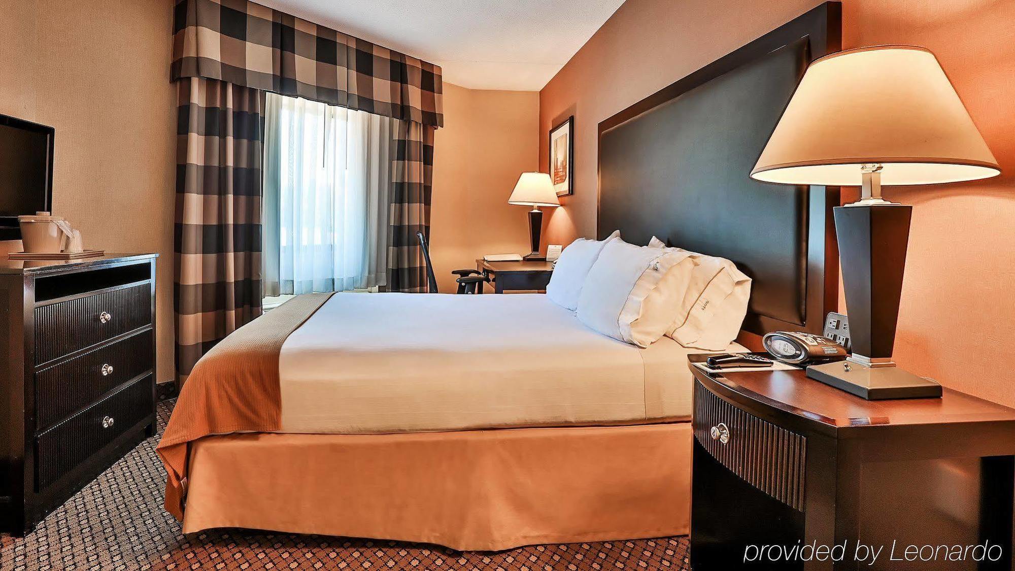 Express Boston - By Ihg Hotel 3*