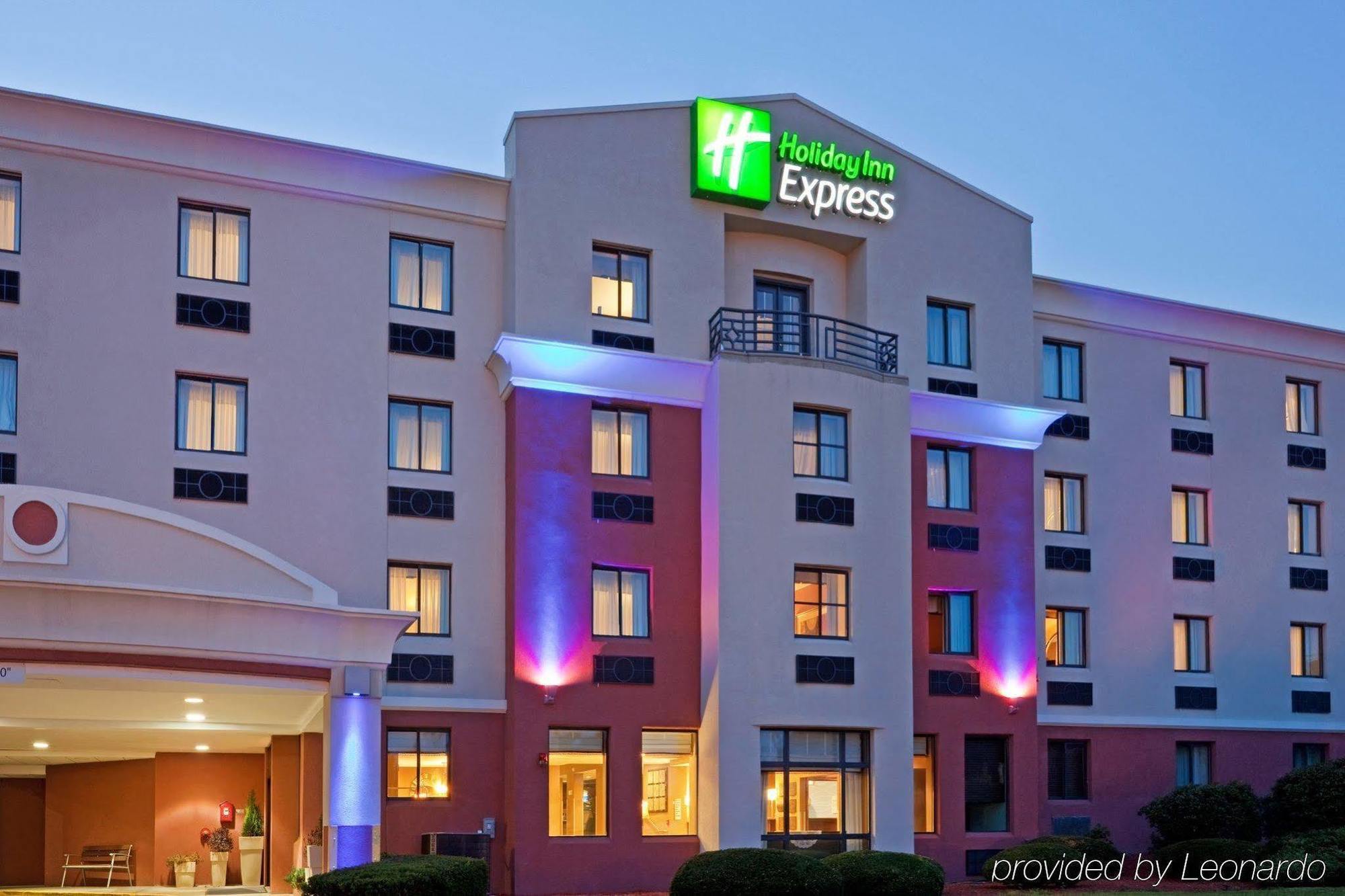 Hotel Express Boston - By Ihg 3*