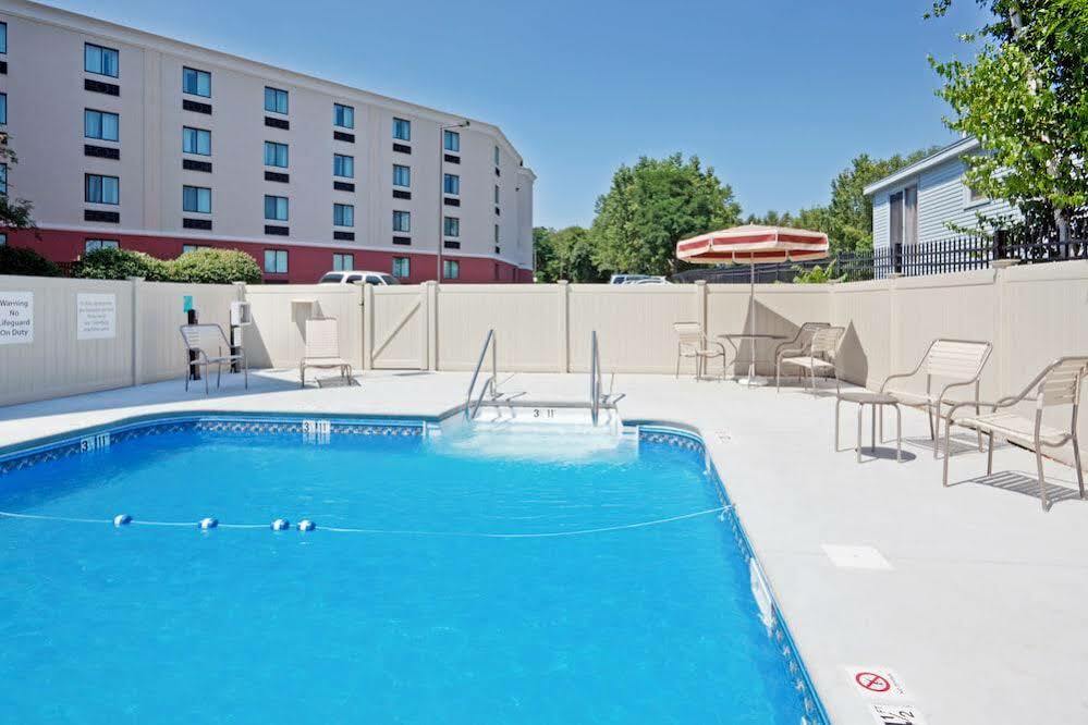 Hotel Express Boston - By Ihg
