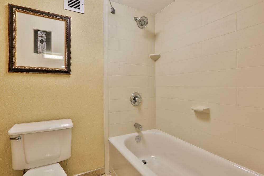 Hotel Express Boston - By Ihg Saugus